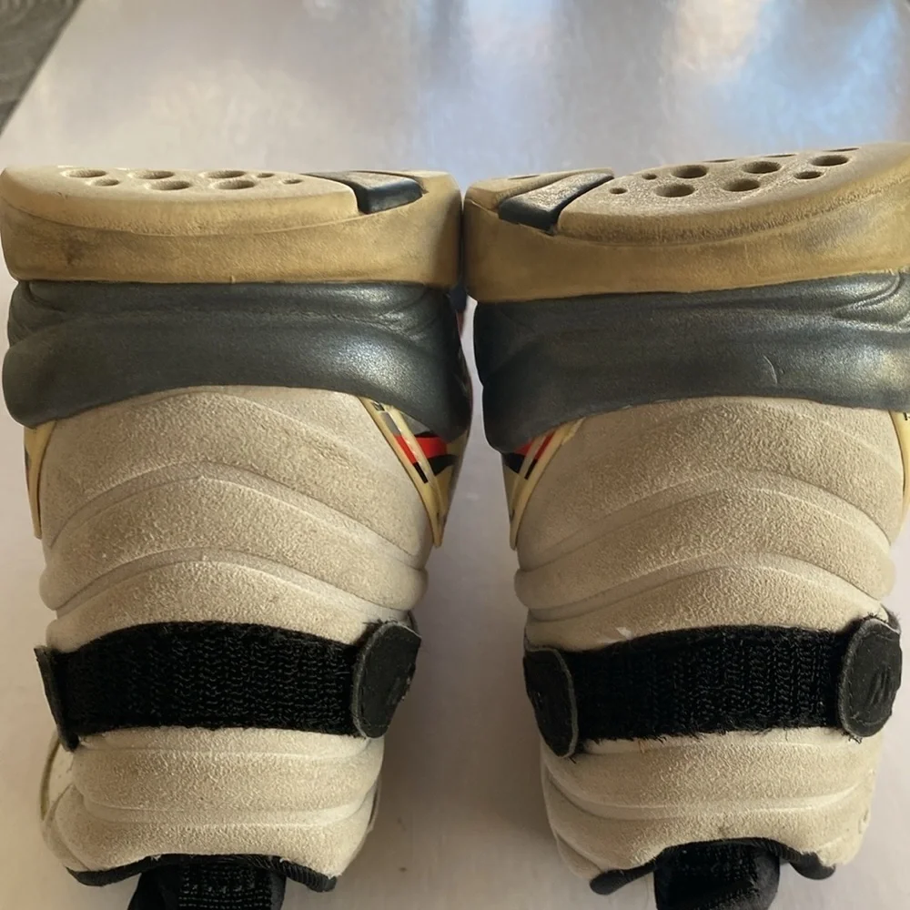 NIKE Air Jordan 8 Retro “ Bugs Bunny” White Leather Vintage Sneakers Men’s Sz 12